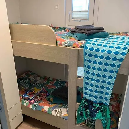 Sirena Floating House *