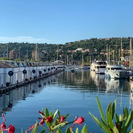 Sirena Floating House Portorož