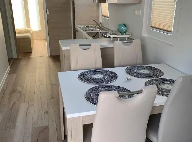 Casa de Férias Sirena Floating House *