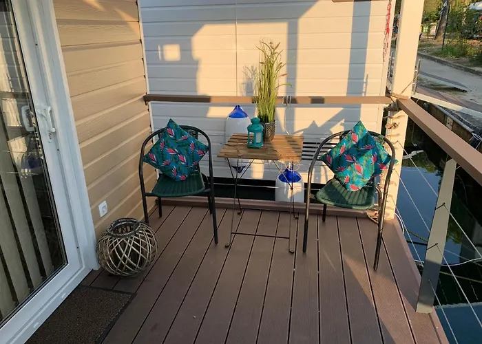 Sirena Floating House Casa de Férias *