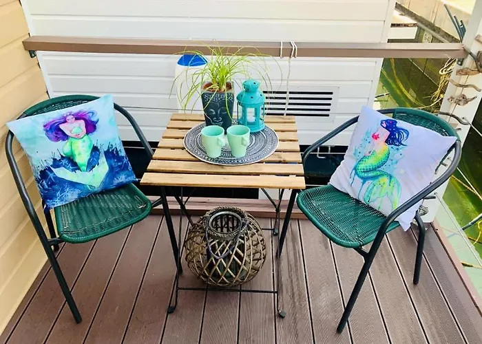 Casa de Férias Sirena Floating House